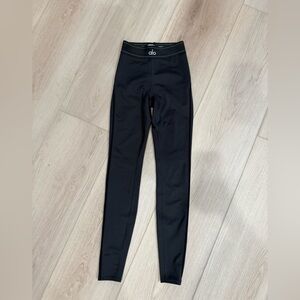 ALO Yoga Black and Gray Leggings